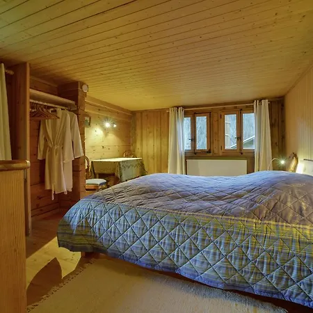 La Croisee Bed & Breakfast 3*