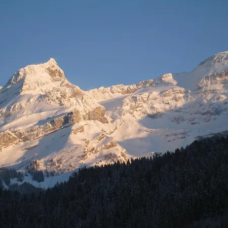 La Croisee Bed & Breakfast 3*