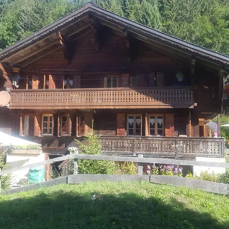 La Croisee 3* Vers L'Eglise