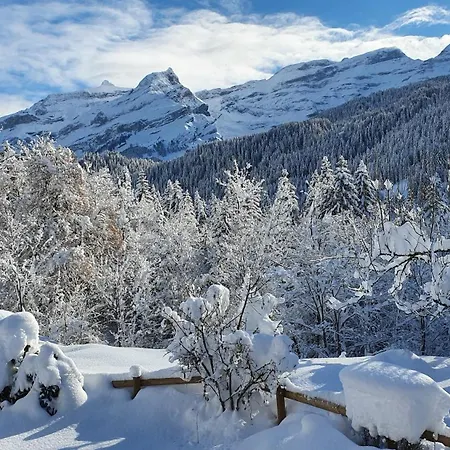 La Croisee