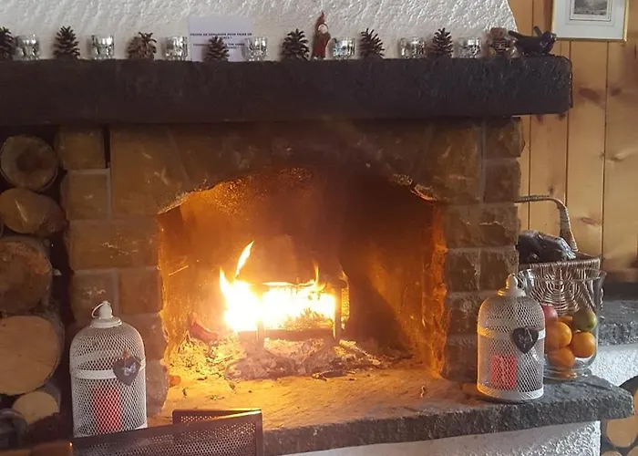 La Croisee 3* Vers L'Eglise